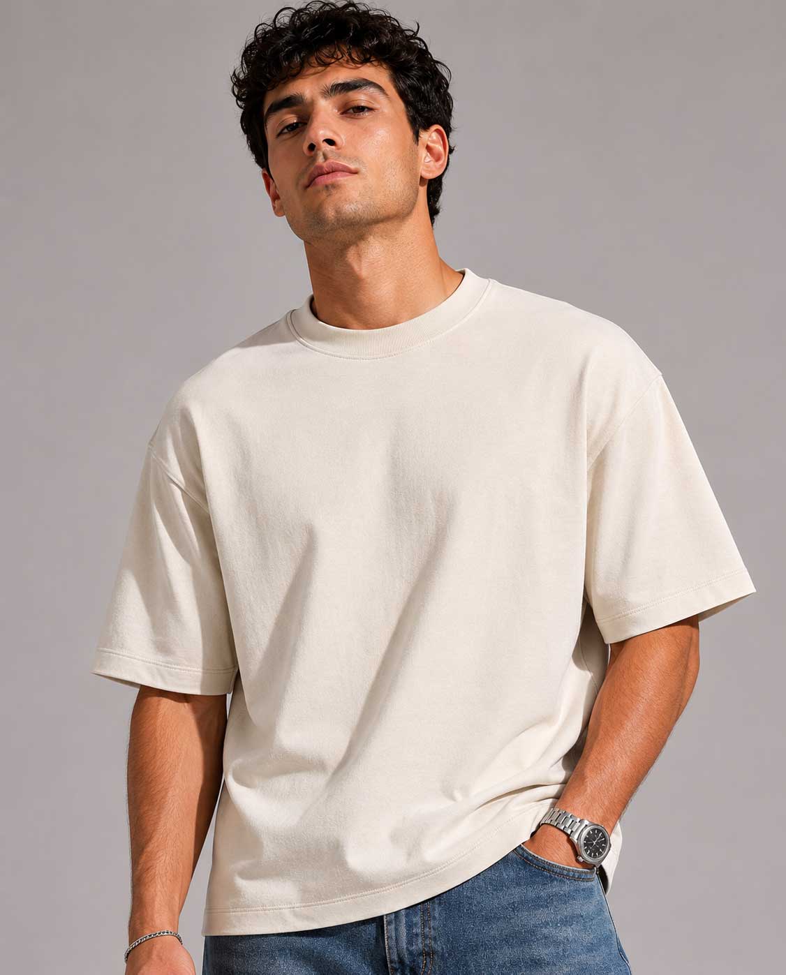 Oversized T-Shirt with Side Slits – Off White T-shirt CIZARO - Cizaro Jeans