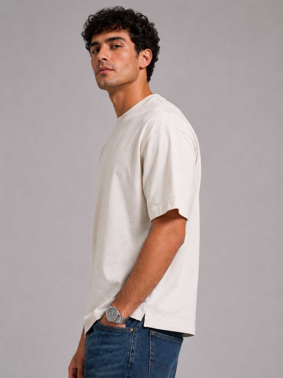 Oversized T-Shirt with Side Slits – Off White T-shirt CIZARO - Cizaro Jeans