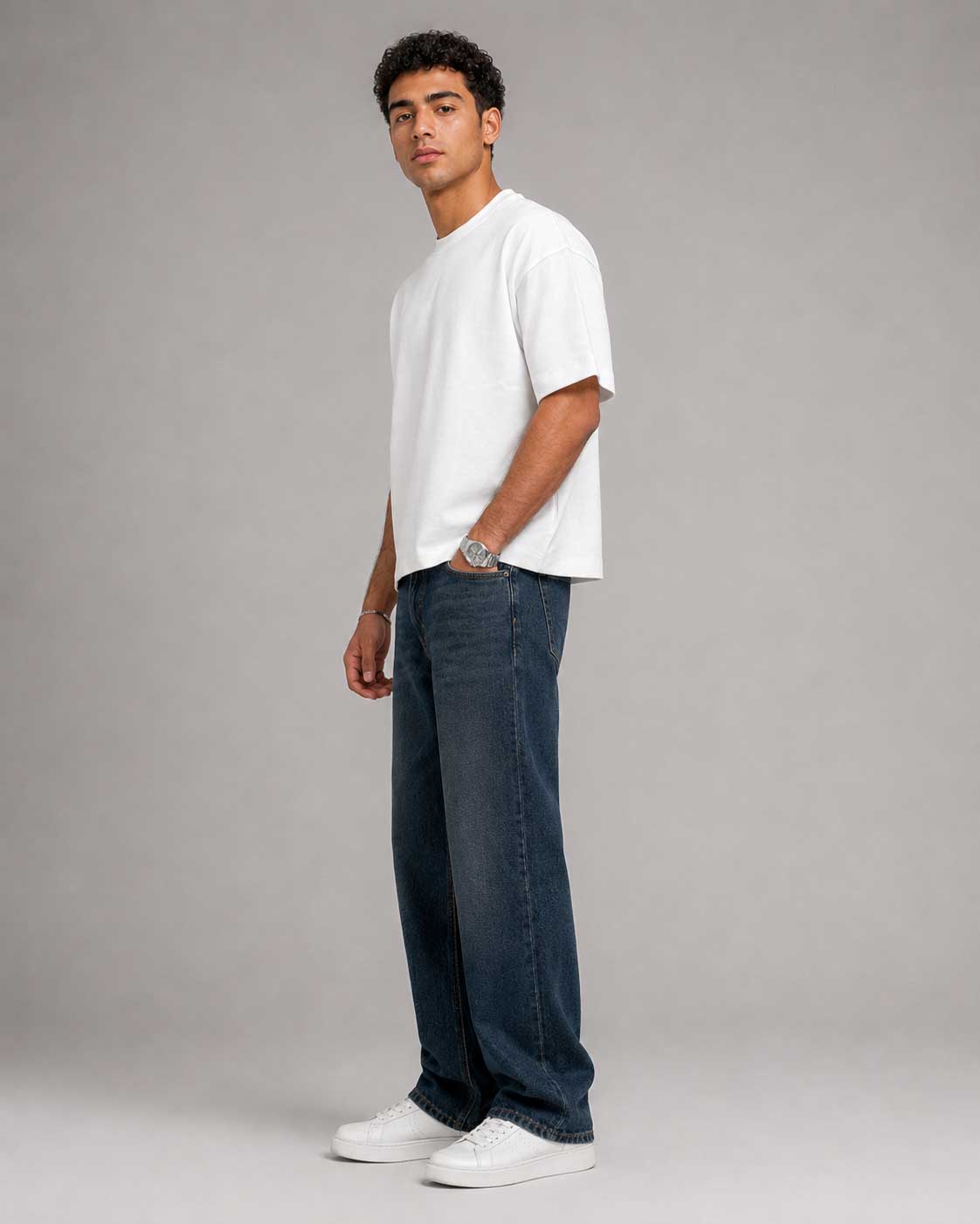 Relaxed Fit T-Shirt – White T-shirt CIZARO - Cizaro Jeans