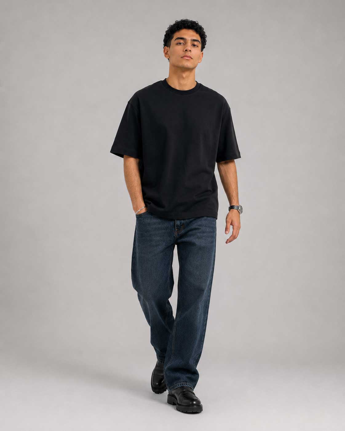 Relaxed Fit T-Shirt – Black T-shirt CIZARO - Cizaro Jeans