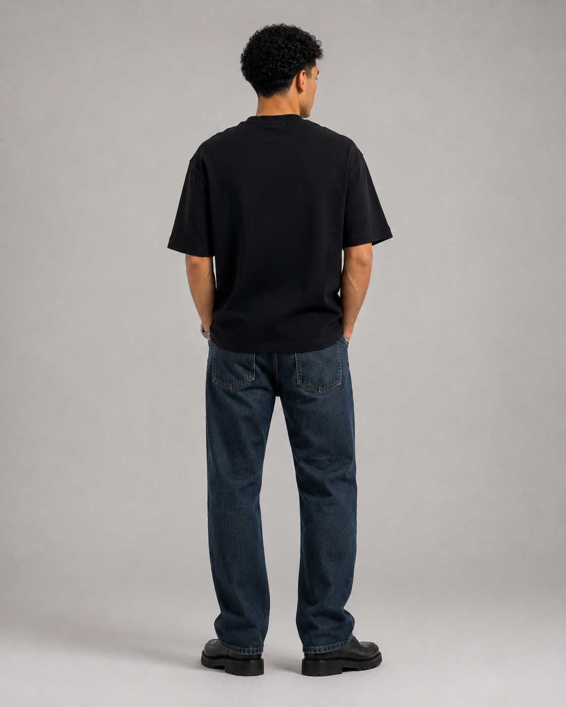 Relaxed Fit T-Shirt – Black T-shirt CIZARO - Cizaro Jeans