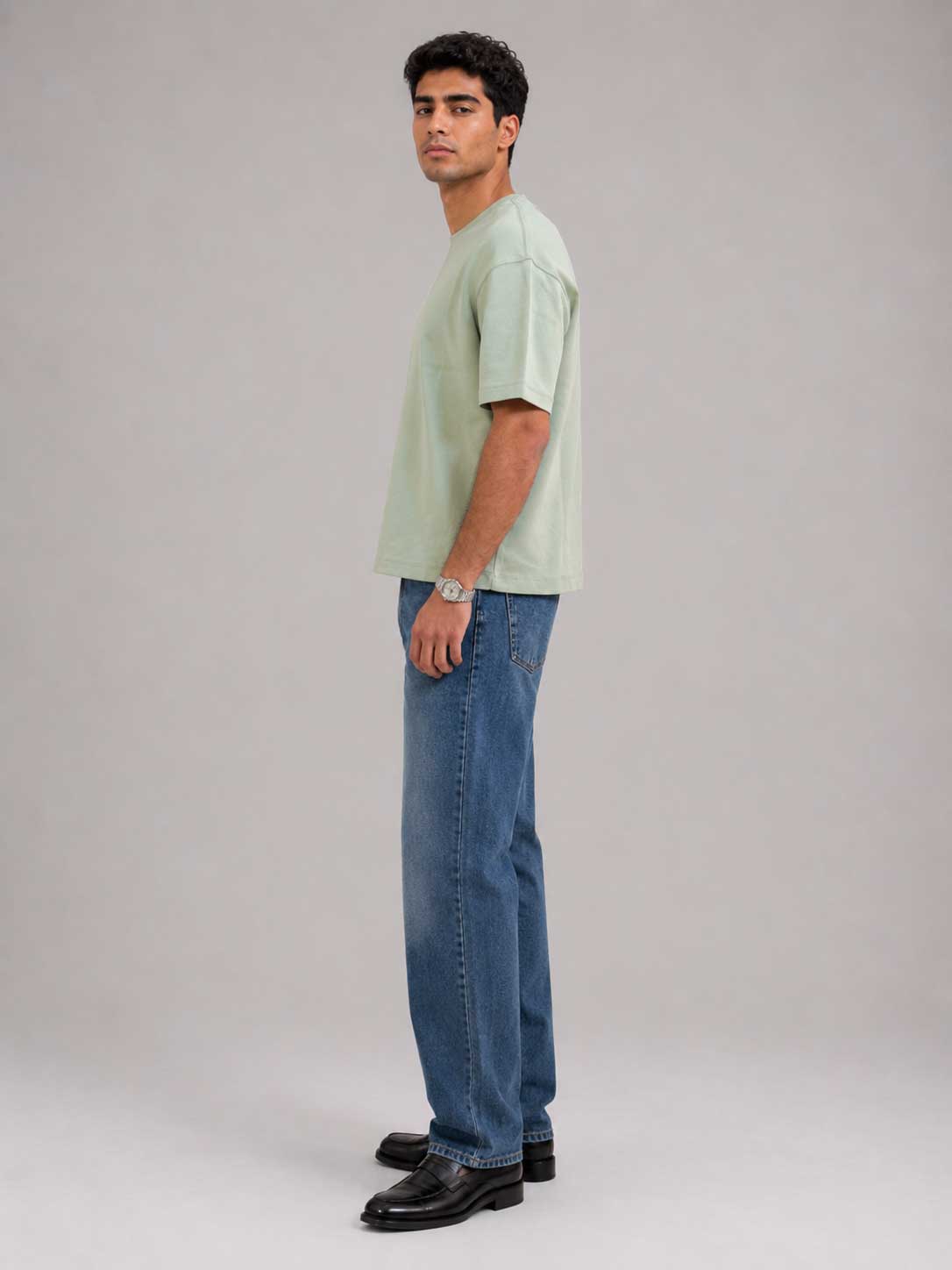 Oversized T-Shirt with Side Slits – Mint Green T-shirt CIZARO - Cizaro Jeans