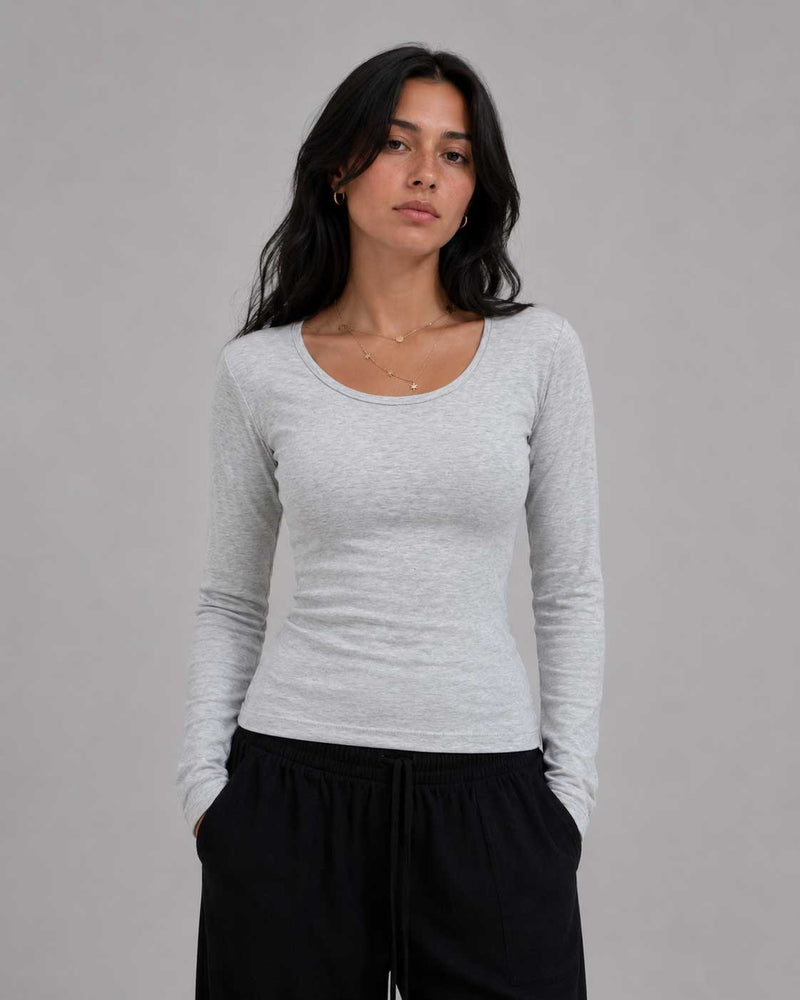 Double-Layer Fitted Long Sleeve U-Neck Top – Gray T-shirt CIZARO - Cizaro Jeans