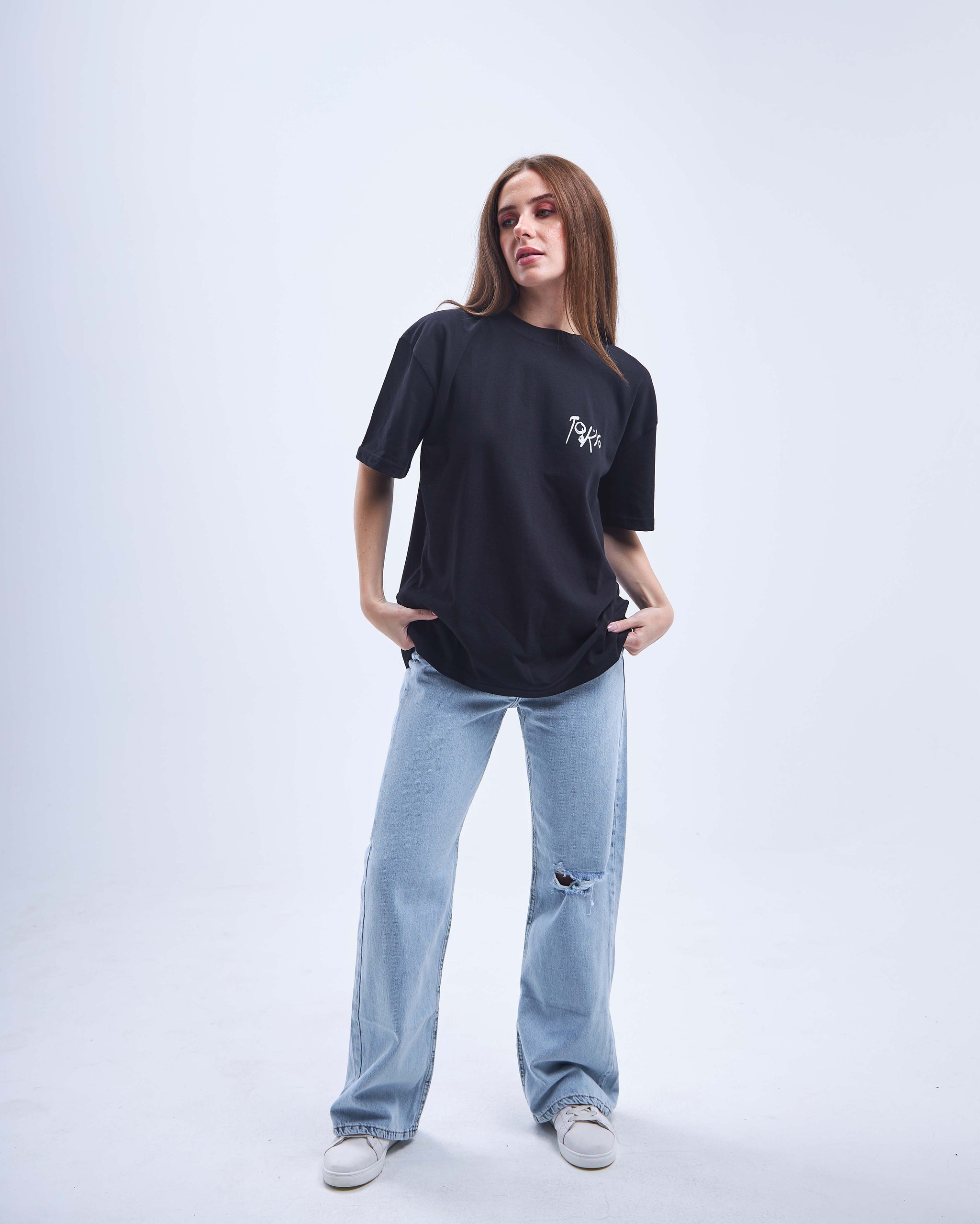 Black cotton T-shirt with a print and a relaxed fit