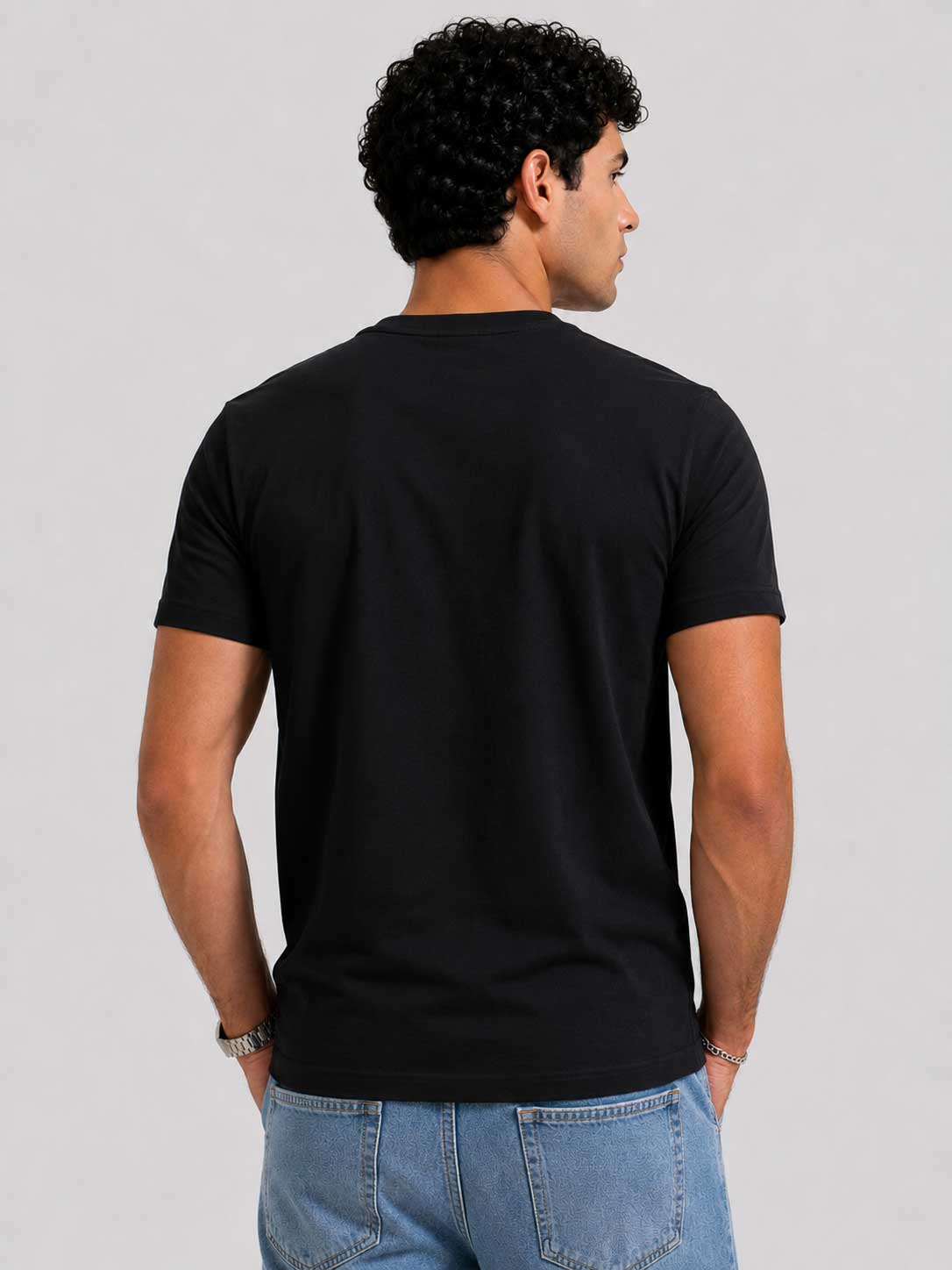 Slim Fit T-Shirt – Black T-shirt CIZARO - Cizaro Jeans