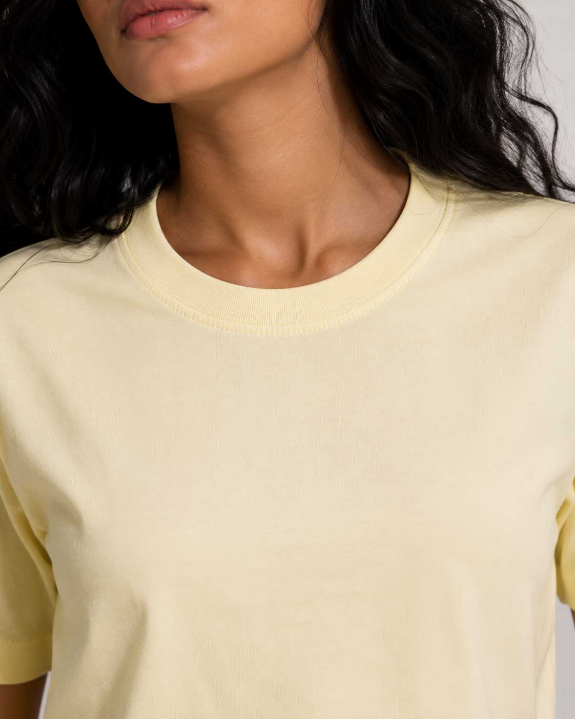 Basic Short sleeve T-shirt – Butter Yellow T shirt CIZARO - Cizaro Jeans